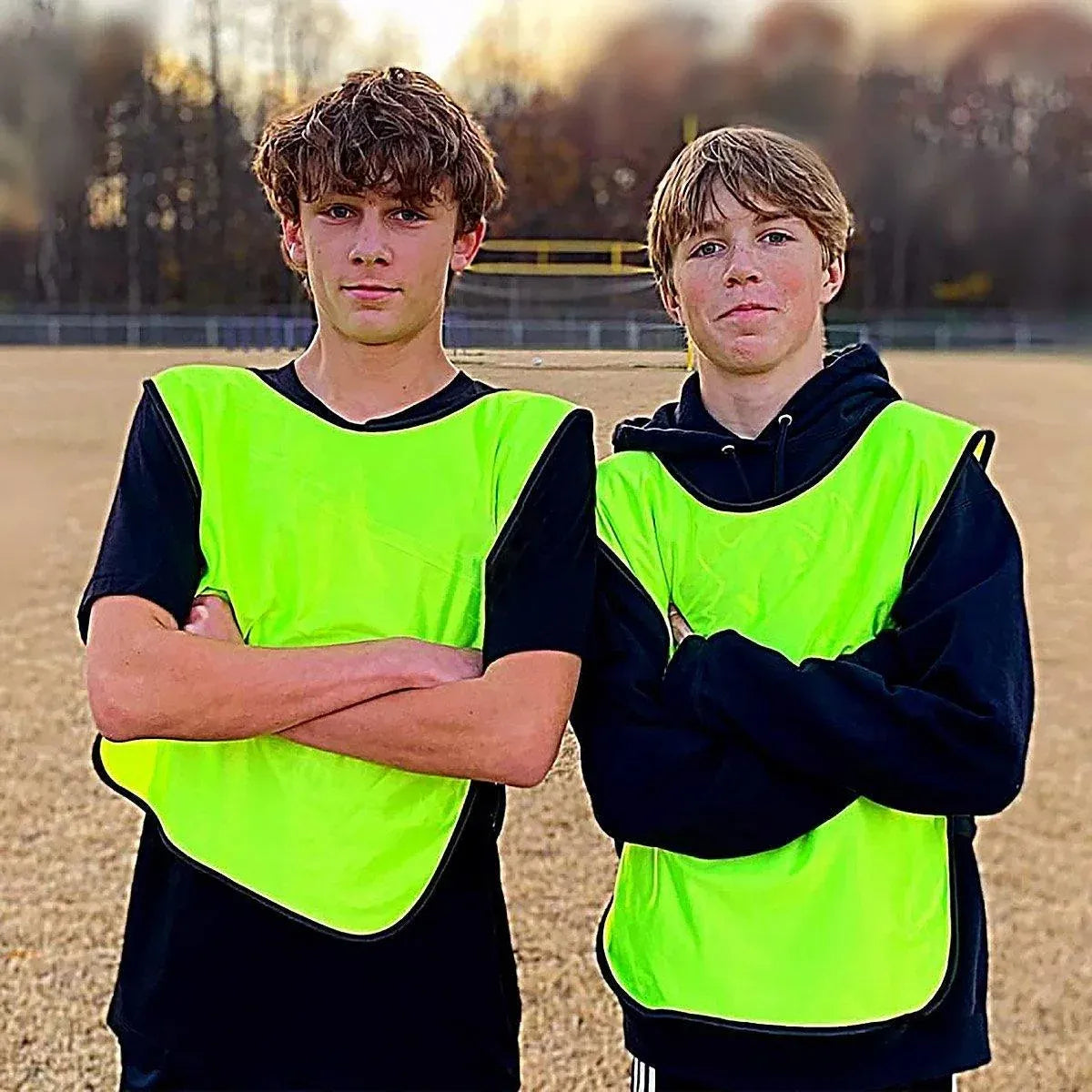 6X Sports Training Bibs Soccer Vests Group Team Bibs Basketball Cricket Football - GrassGreen-M