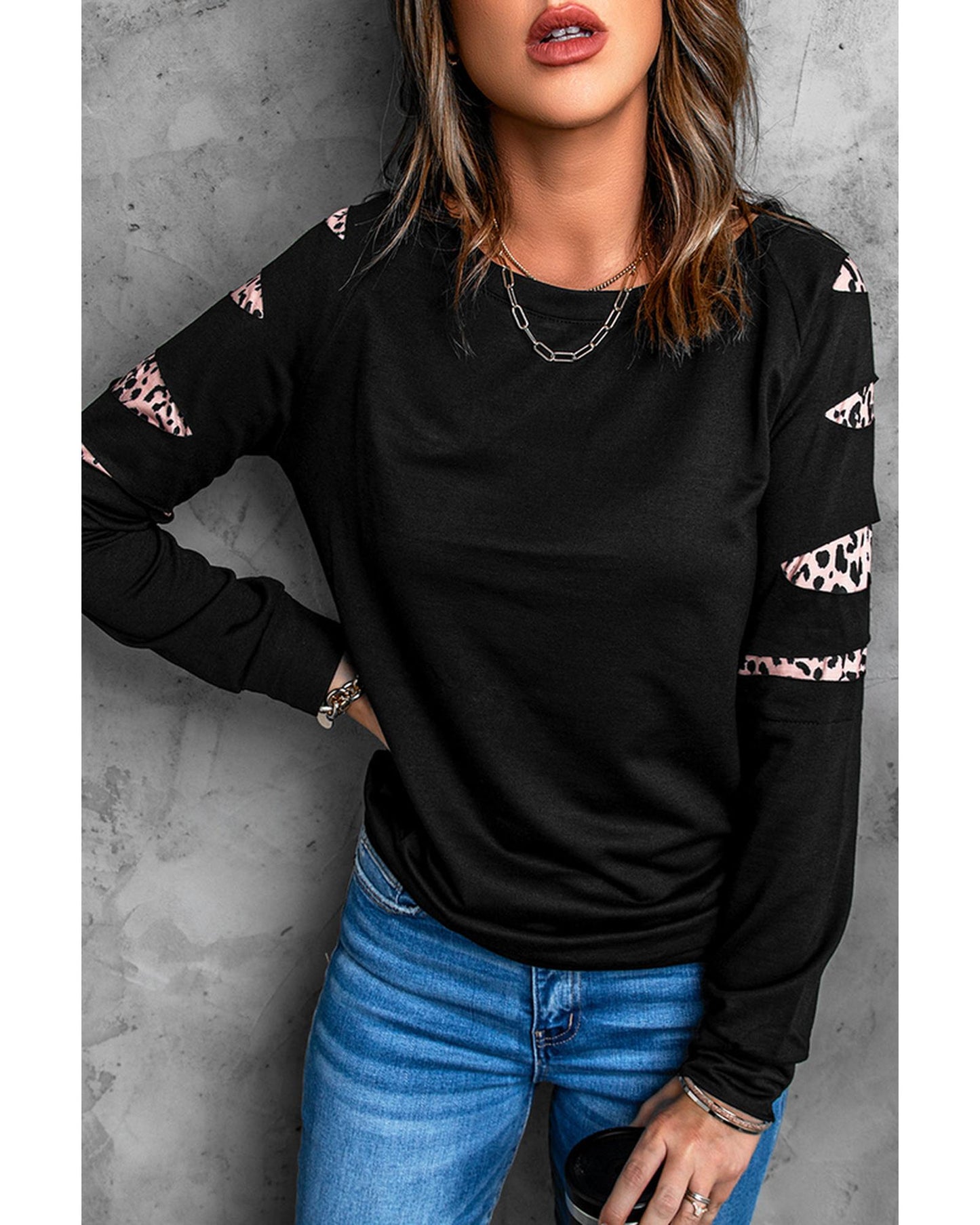 Azura Exchange Black Sweatshirt - M