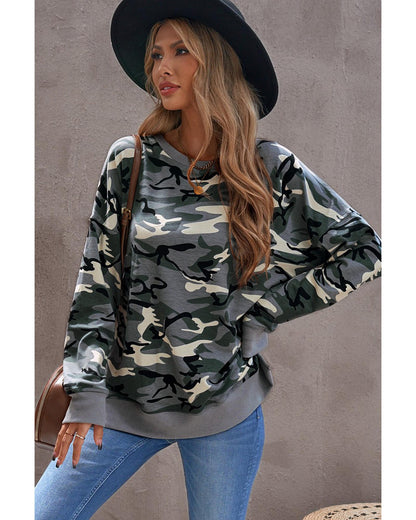 Azura Exchange Camouflage Pullover Sweatshirt with Slits - L