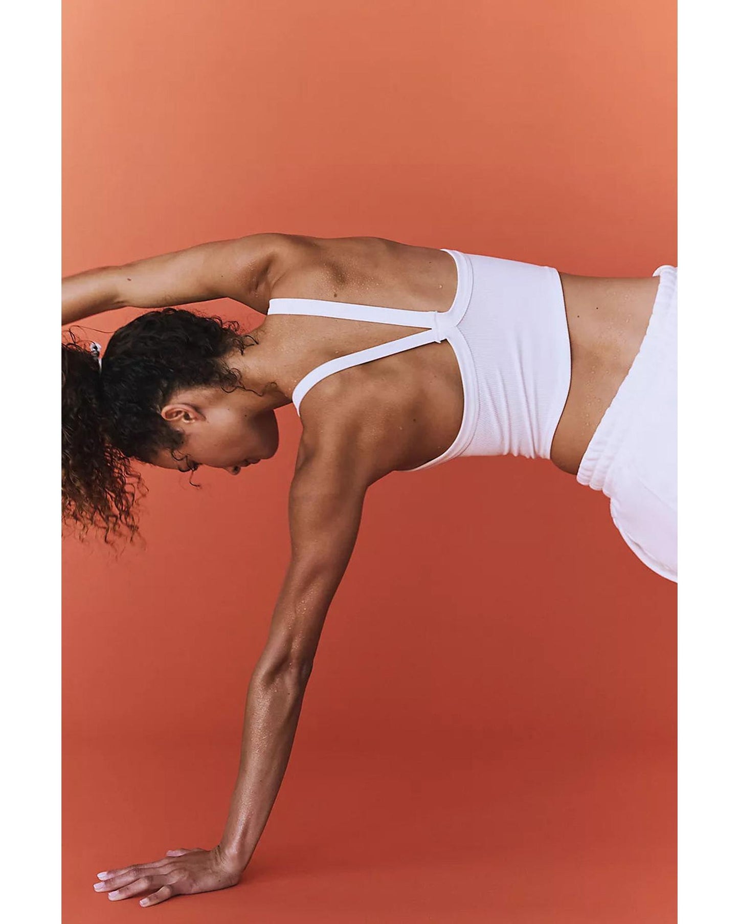 White Athletic Ribbed Cropped Cami Top - L