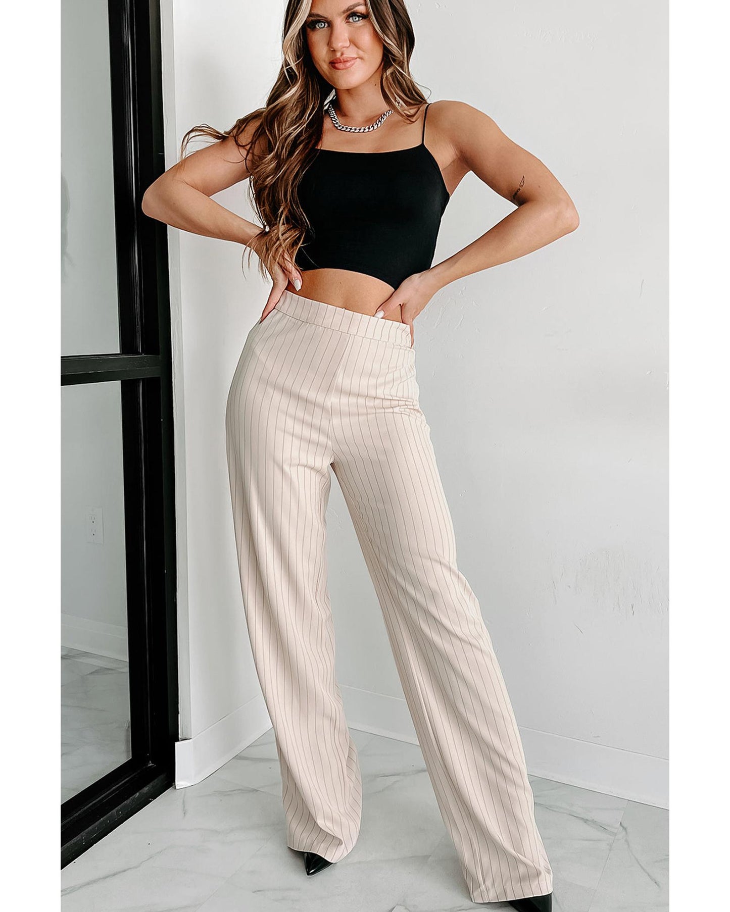 Black Spaghetti Strap Skinny Fit Cropped Tank Top - M