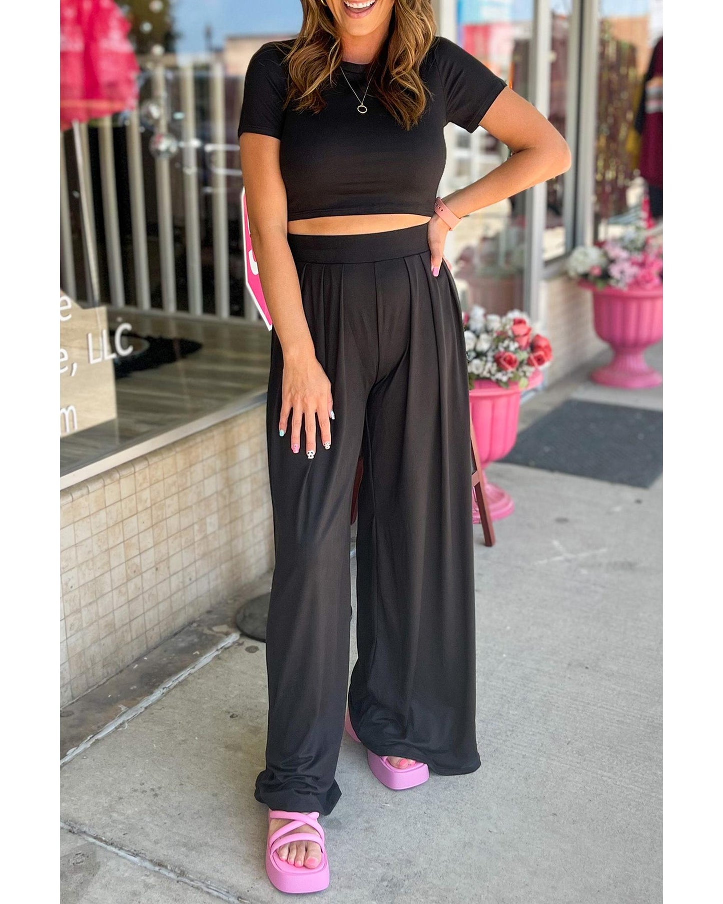 Black Slim Fit Crop Top and Pleated Wide Leg Pants Set - L